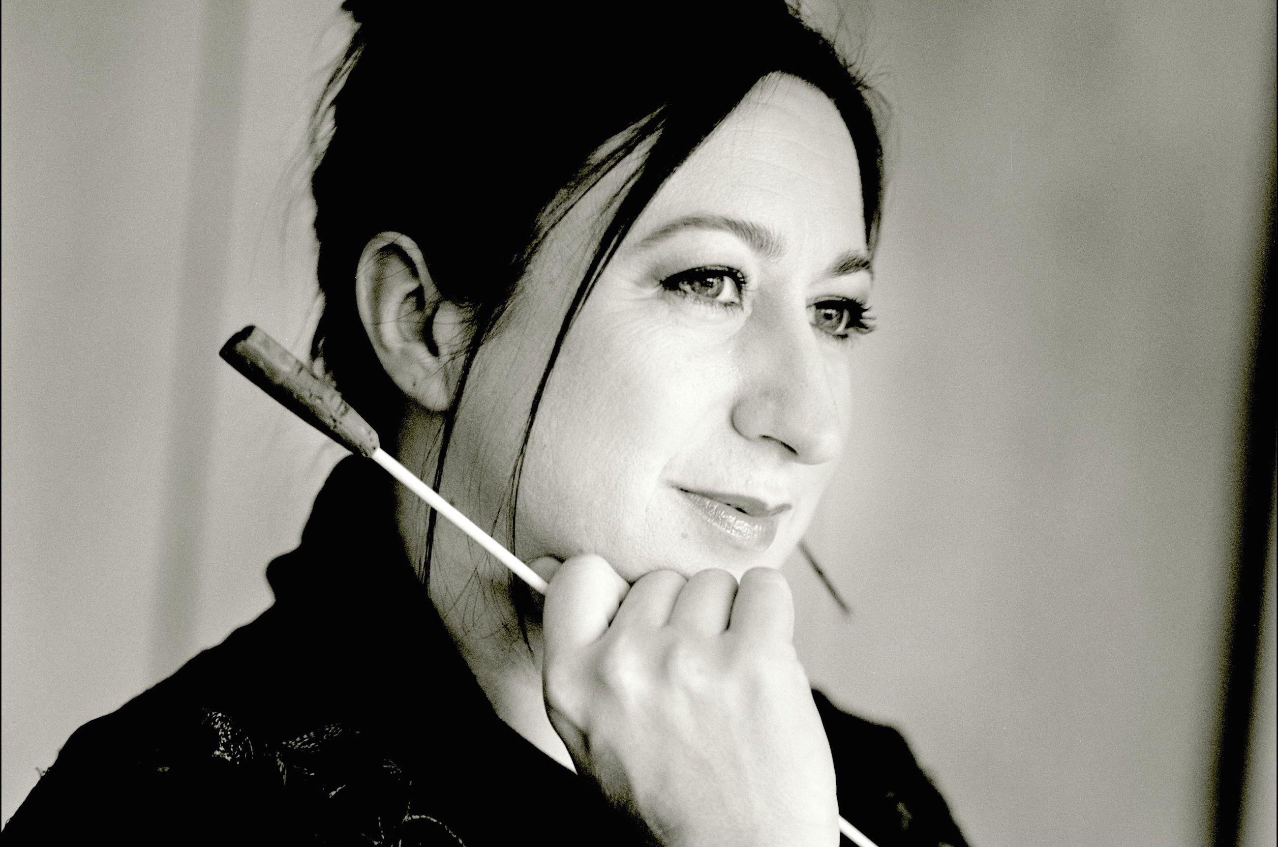 16 Mar Conductor Simone Young <b>new Member</b> of the Board - SYKasskaraPortrait